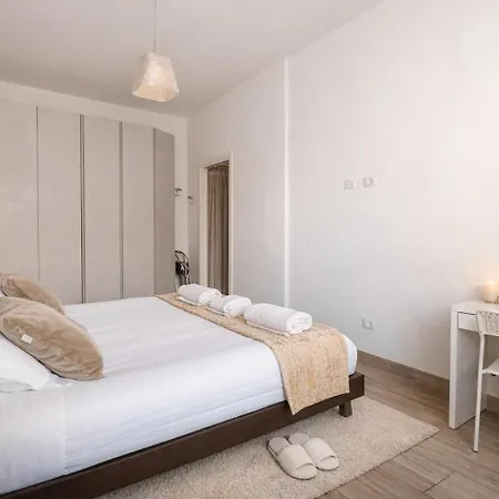 Daire Ponte Vecchio Newly Restyled Flat, Walk Everywhere Floransa