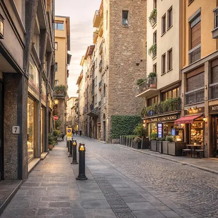 Ponte Vecchio Newly Restyled Flat, Walk Everywhere *