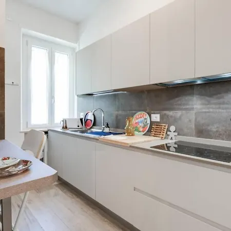 Ponte Vecchio Newly Restyled Flat, Walk Everywhere Floransa