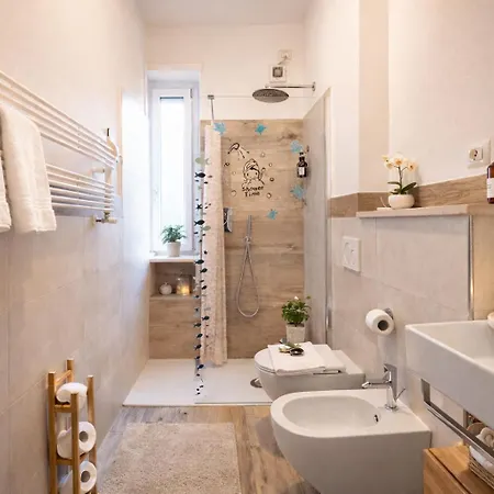 Ponte Vecchio Newly Restyled Flat, Walk Everywhere * Florença